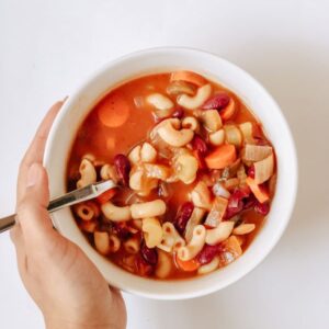 hearty vegan minestrone soup